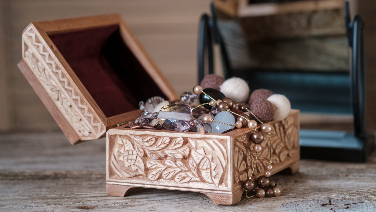 what to do with old jewelry boxes