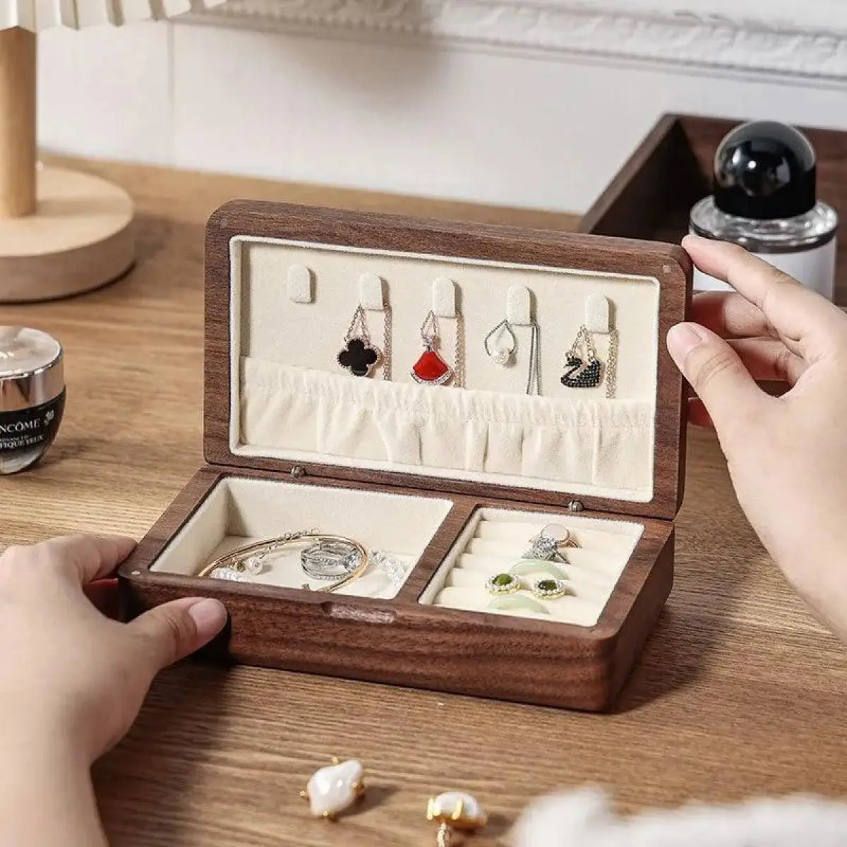 Simple Wooden Jewelry Box | Jewelry Boxes