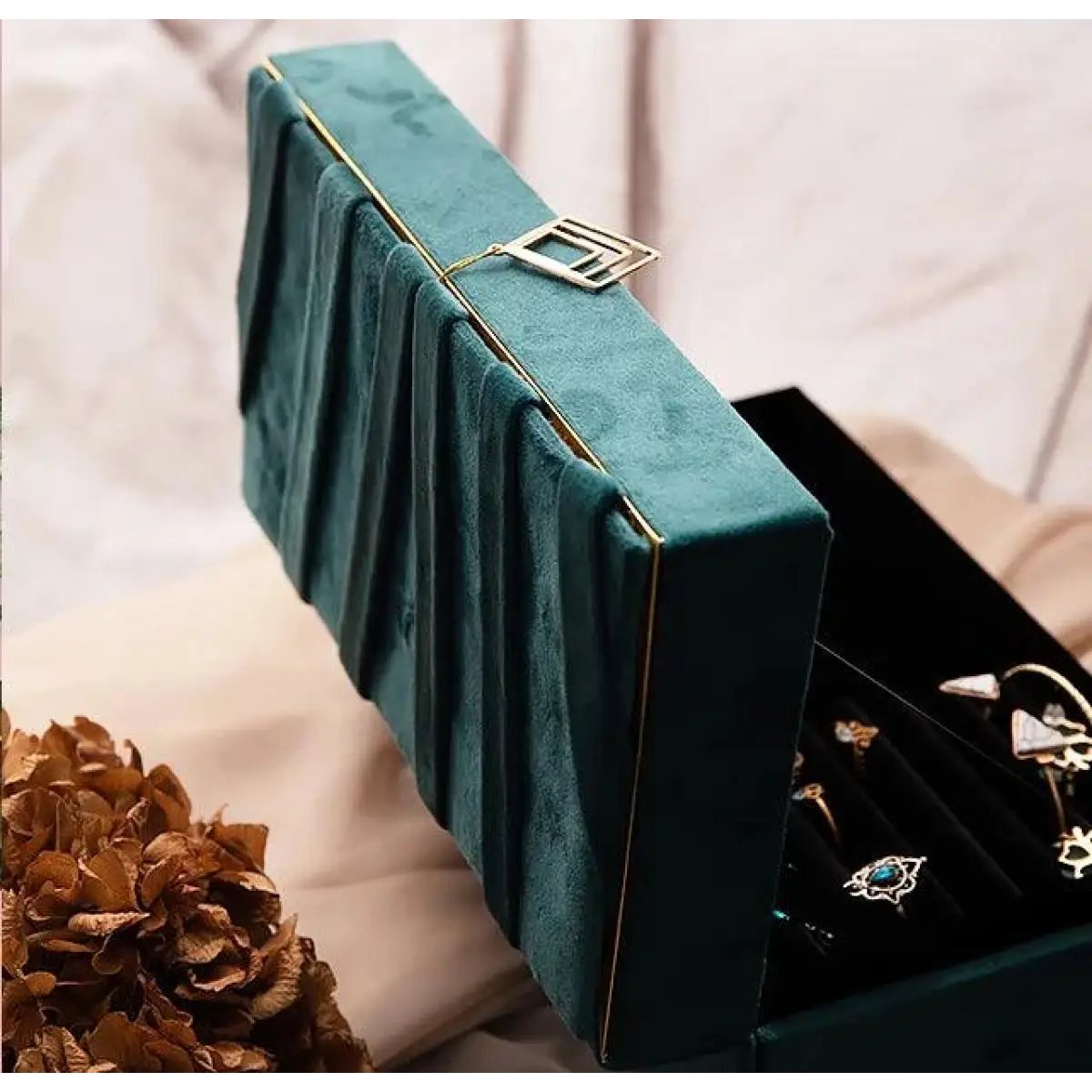 Vintage Velvet Jewelry Box | Jewlery Boxes